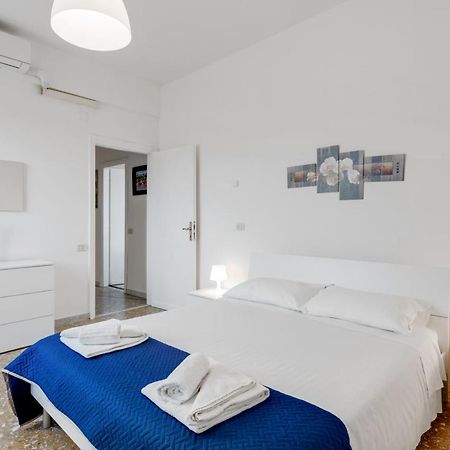 Lulli Cozy Apartment With Balcony Florencia Exterior foto