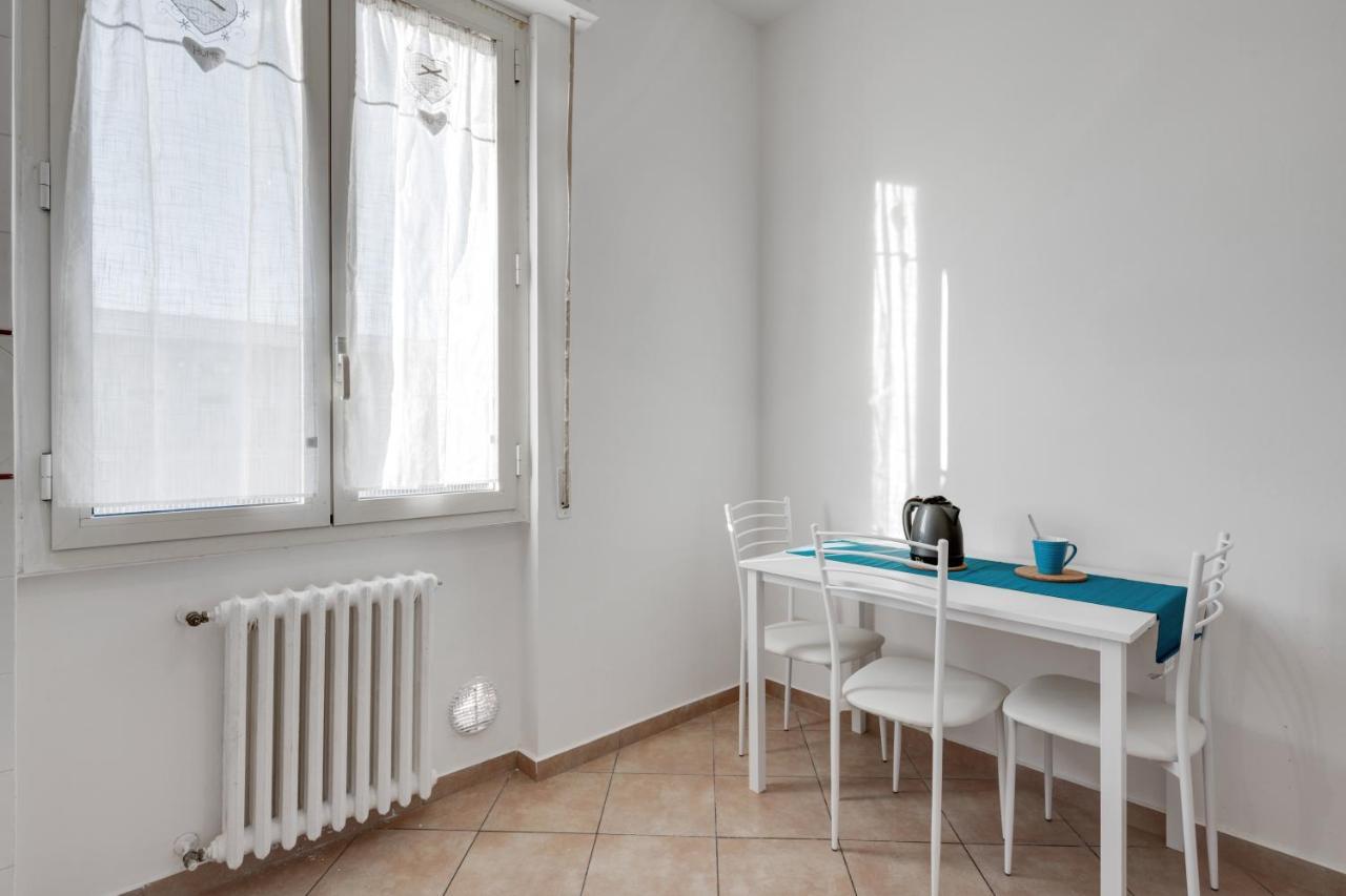 Lulli Cozy Apartment With Balcony Florencia Exterior foto