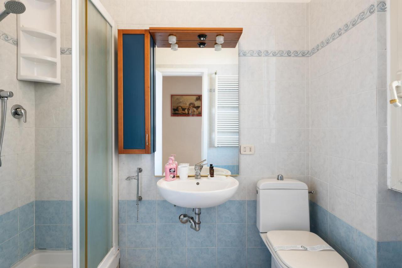 Lulli Cozy Apartment With Balcony Florencia Exterior foto