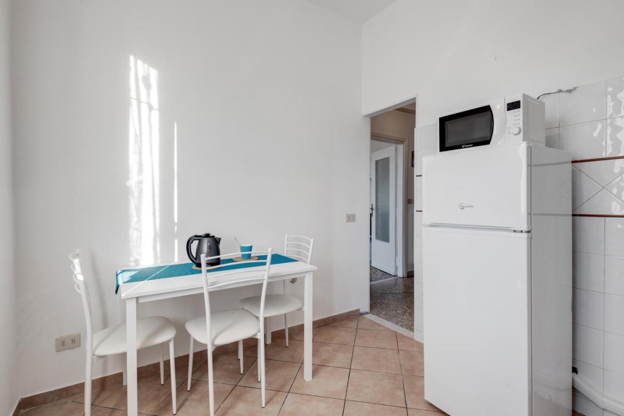Lulli Cozy Apartment With Balcony Florencia Exterior foto