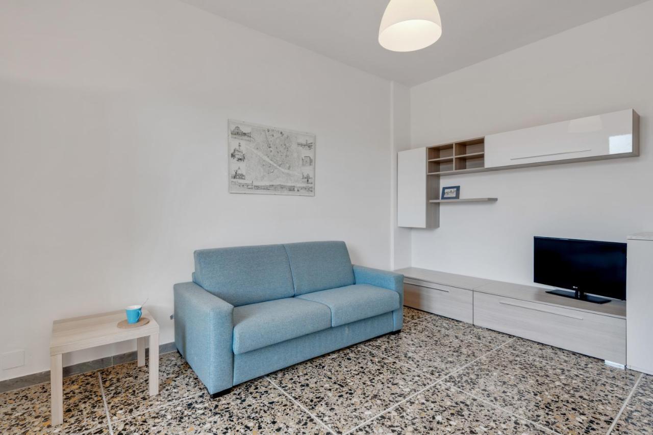 Lulli Cozy Apartment With Balcony Florencia Exterior foto