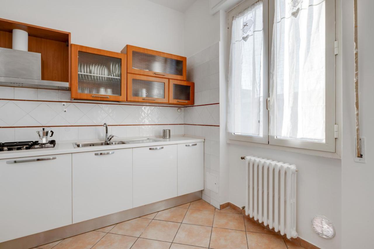 Lulli Cozy Apartment With Balcony Florencia Exterior foto